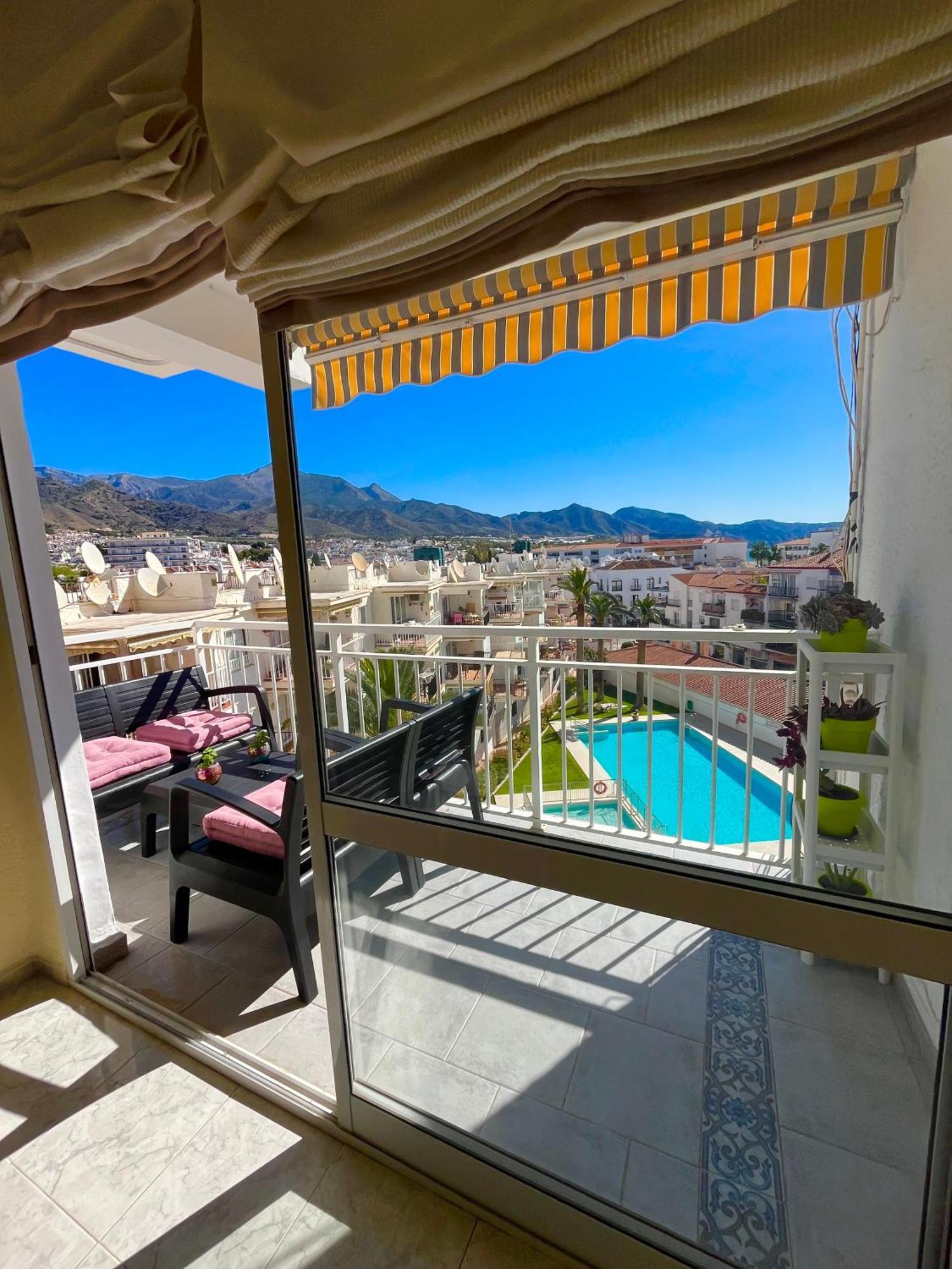 Wonderful Flat With Seaview In Appartamento
