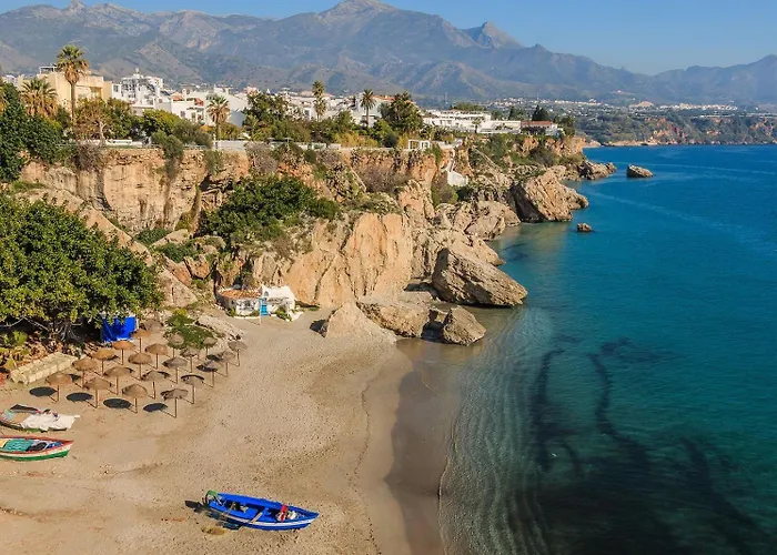 Wonderful Flat With Seaview In Nerja